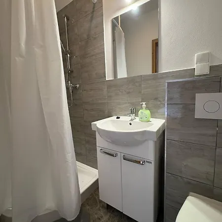 Zolta Ostoja Farm stay *